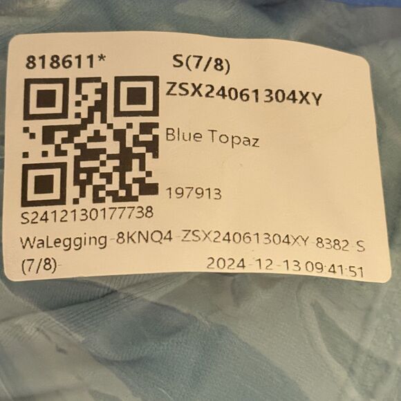 HALARA Seamless Flow Tummy Control Butt Lift Leggings 7/8 M Blue Topaz NEW B82 - Picture 6 of 6